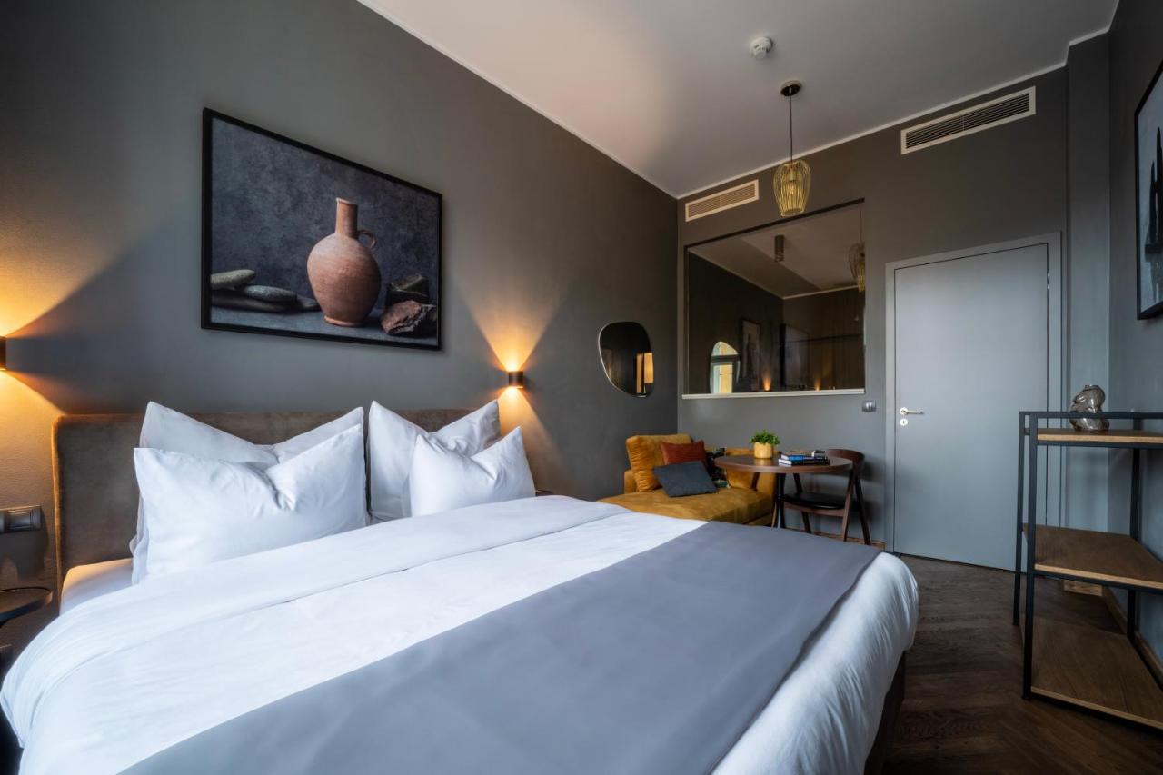 The Viaduct - Suites & More Praga Zewnętrze zdjęcie