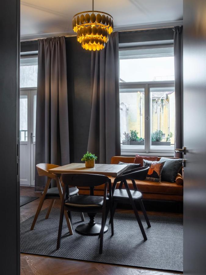 The Viaduct - Suites & More Praga Zewnętrze zdjęcie