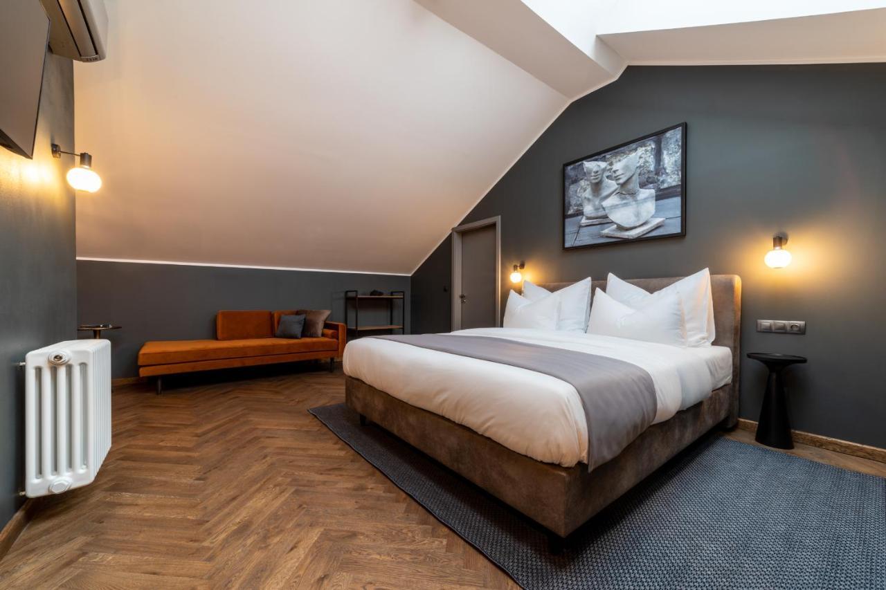 The Viaduct - Suites & More Praga Zewnętrze zdjęcie
