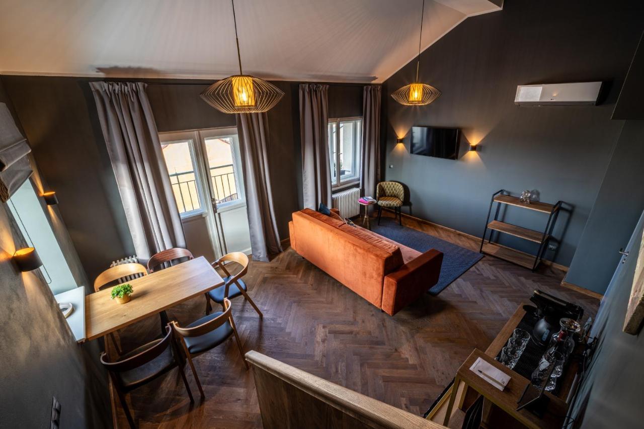 The Viaduct - Suites & More Praga Zewnętrze zdjęcie