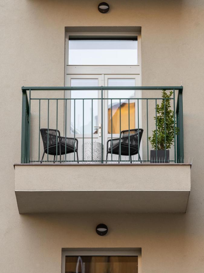 The Viaduct - Suites & More Praga Zewnętrze zdjęcie