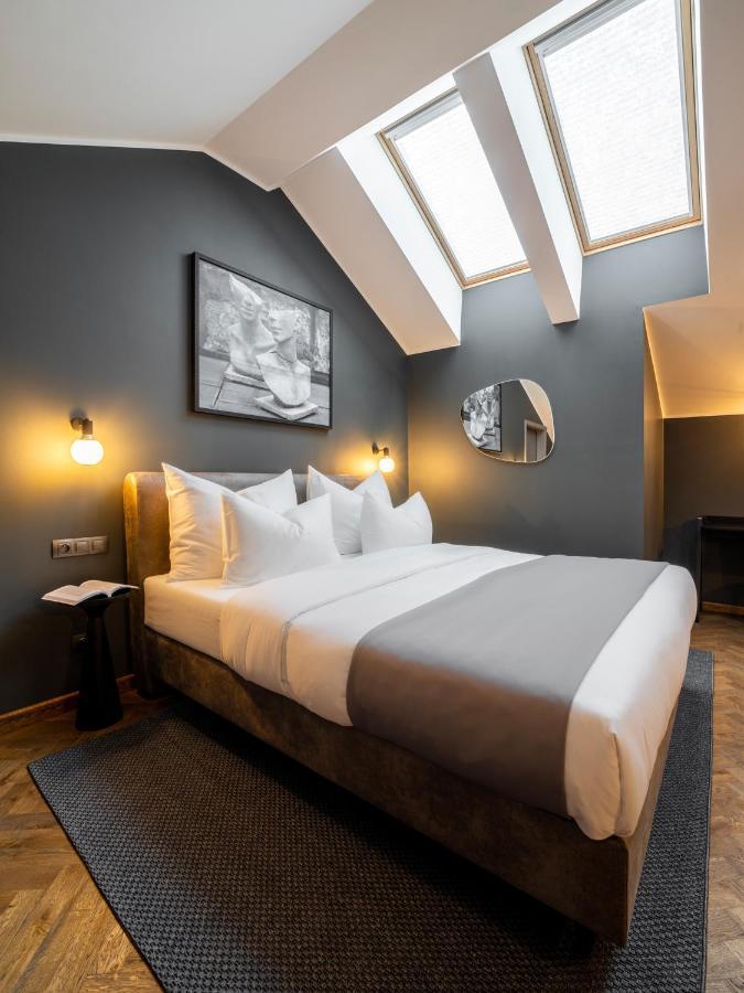 The Viaduct - Suites & More Praga Zewnętrze zdjęcie