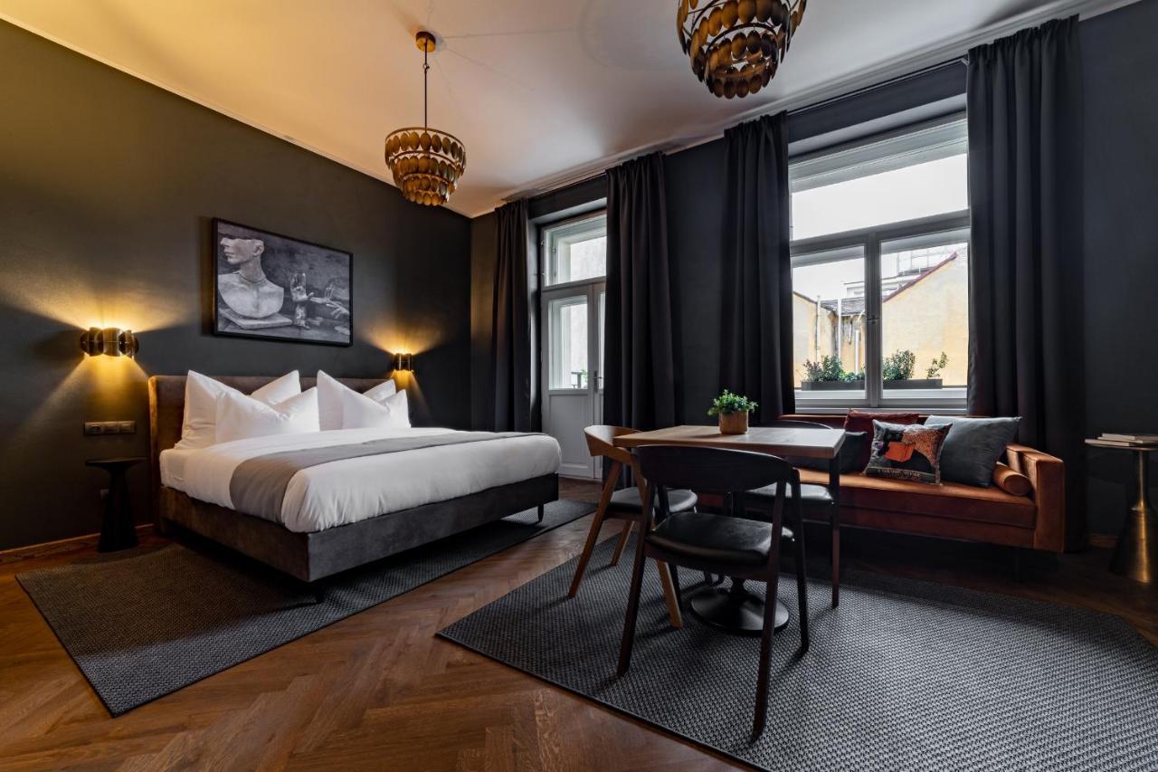 The Viaduct - Suites & More Praga Zewnętrze zdjęcie